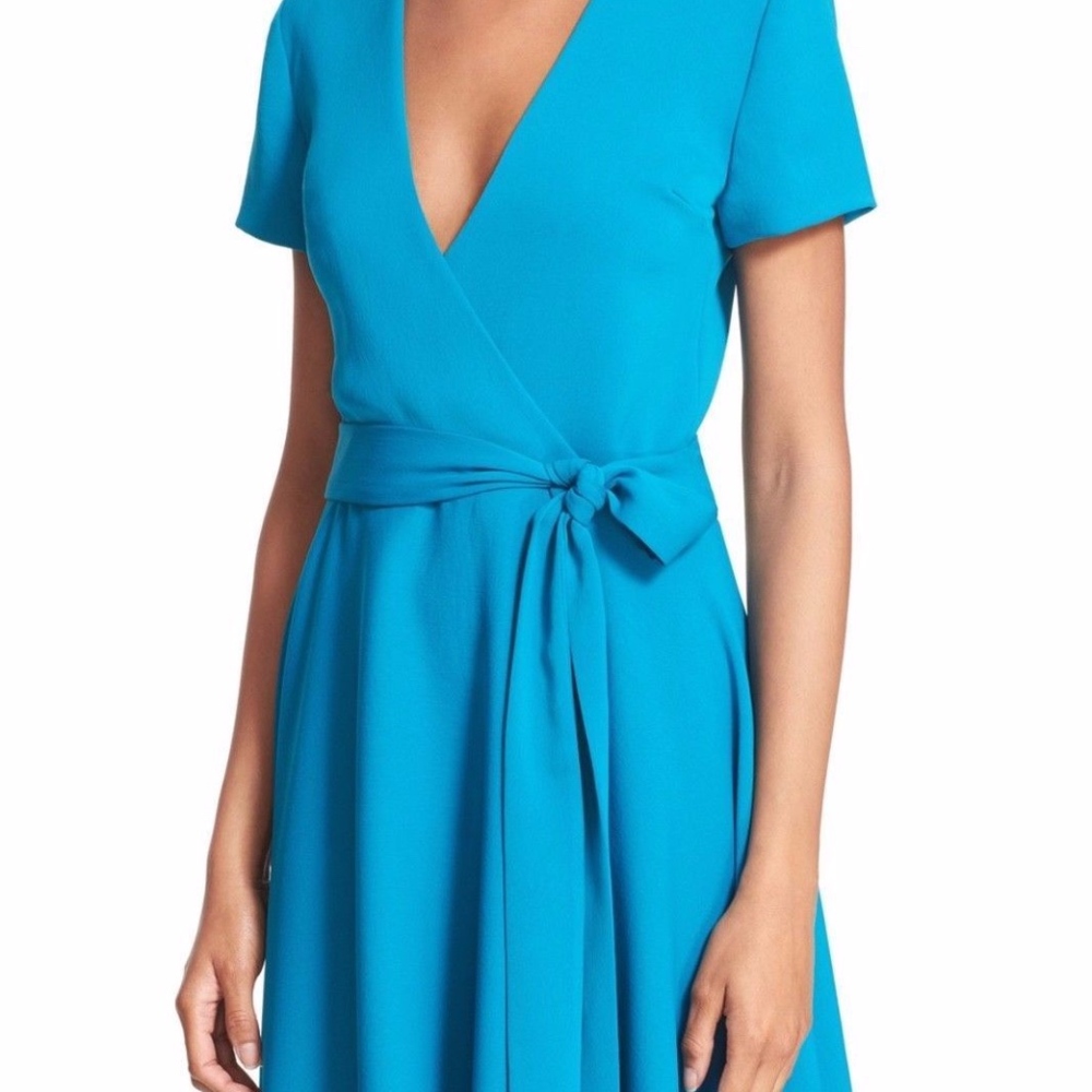 NWT $265 Alice + Olivia Short Sleeve Faux Wrap Dress in Dark Turquoise! - Picture 2 of 5